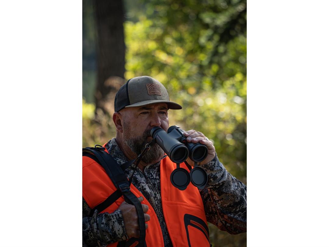 Winchester Supreme Optics 8x42mm Binocular, Black/Gray - Image 8